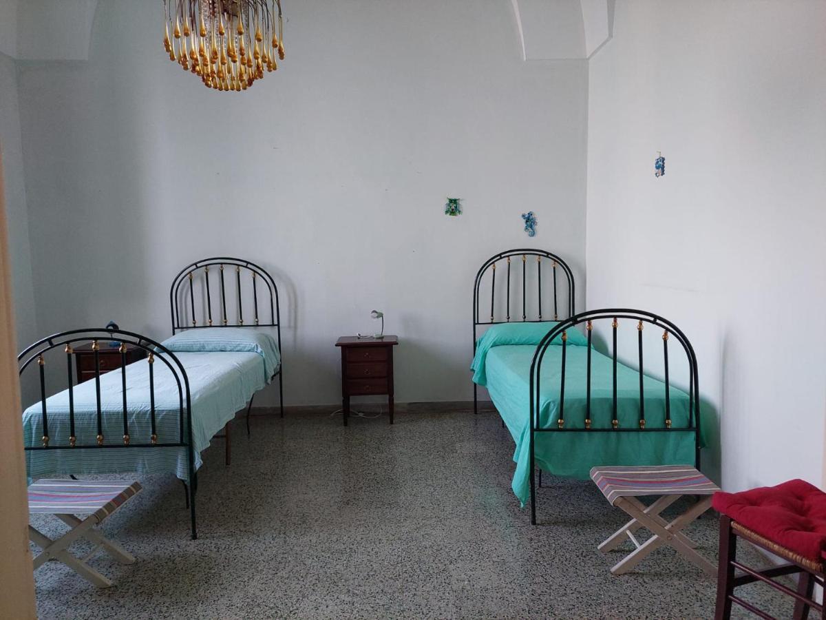 Villa Nel Salento - Ampie Camere E Giardino, Fino A 9 Persone Barbarano del Capo Eksteriør billede