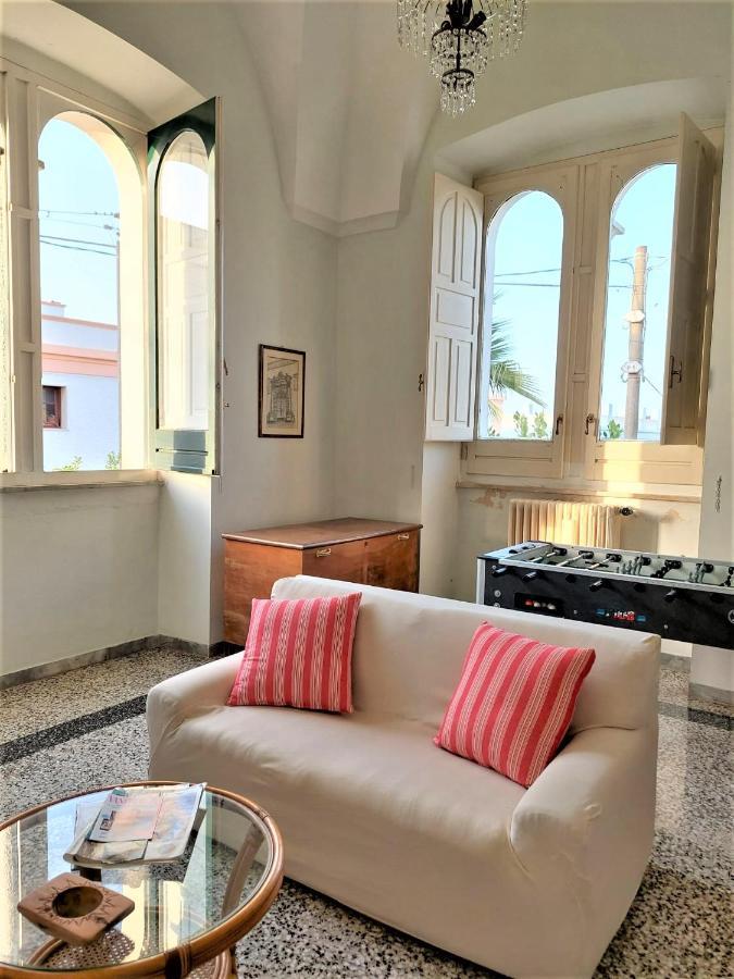 Villa Nel Salento - Ampie Camere E Giardino, Fino A 9 Persone Barbarano del Capo Eksteriør billede