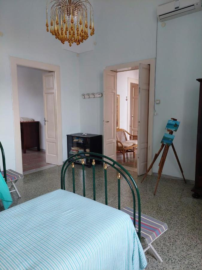 Villa Nel Salento - Ampie Camere E Giardino, Fino A 9 Persone Barbarano del Capo Eksteriør billede