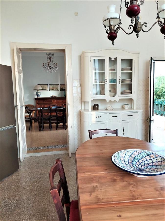 Villa Nel Salento - Ampie Camere E Giardino, Fino A 9 Persone Barbarano del Capo Eksteriør billede